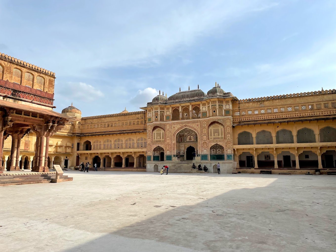 Discovering Amber Fort: A Journey Through Time and Majesty