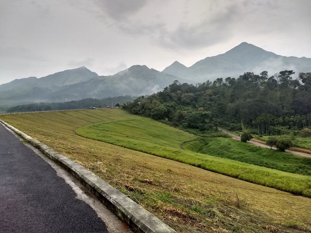 The Most Beautiful Banasura Sagar Dam in Wayanad, Kerala